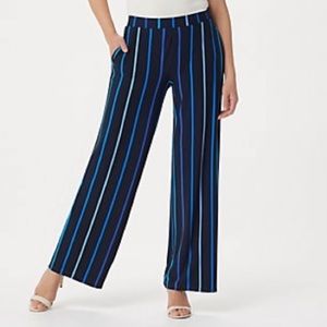 Susan Graver Navy Sz L - Liquid Knit Pants